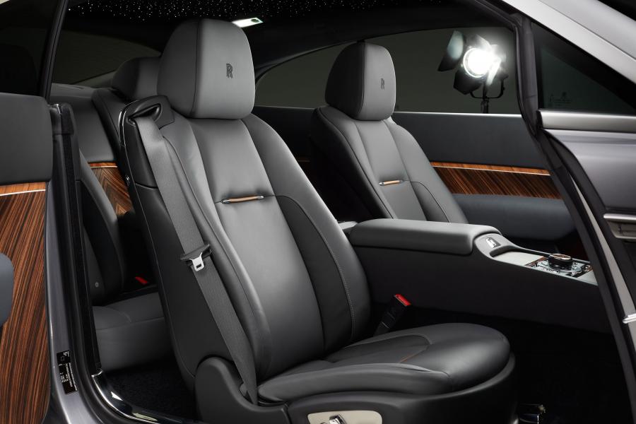  Rolls-Royce Wraith Inspired by Film 2015 года  (фото 3 из 3)